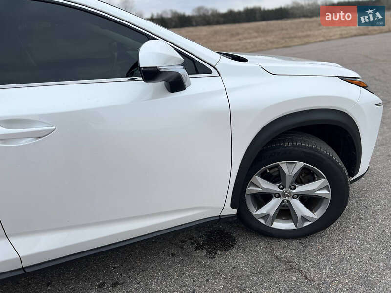 Позашляховик / Кросовер Lexus NX 2016 в Полтаві