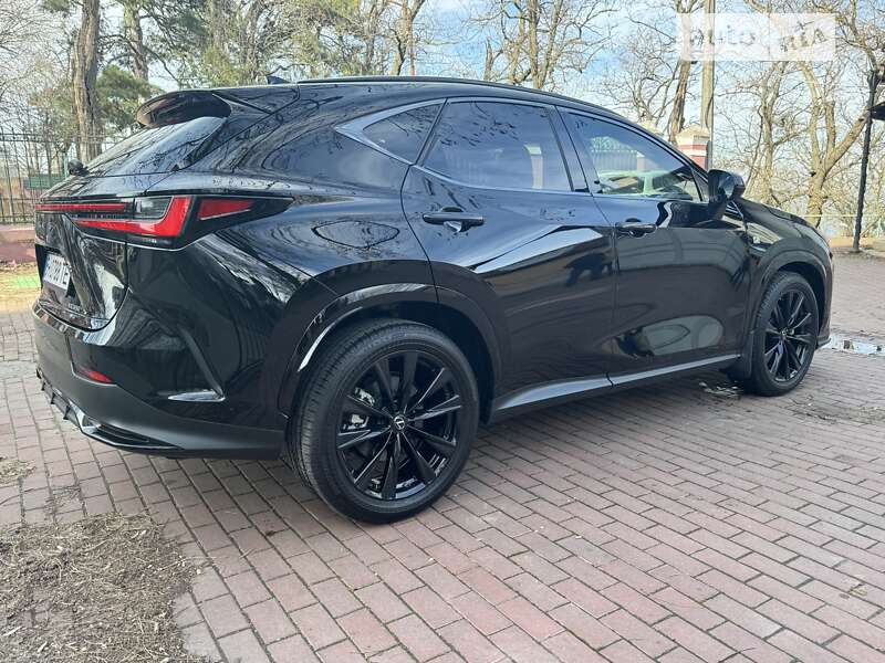 Внедорожник / Кроссовер Lexus NX 2022 в Одессе