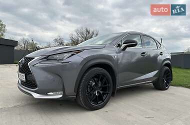 Позашляховик / Кросовер Lexus NX 2015 в Києві