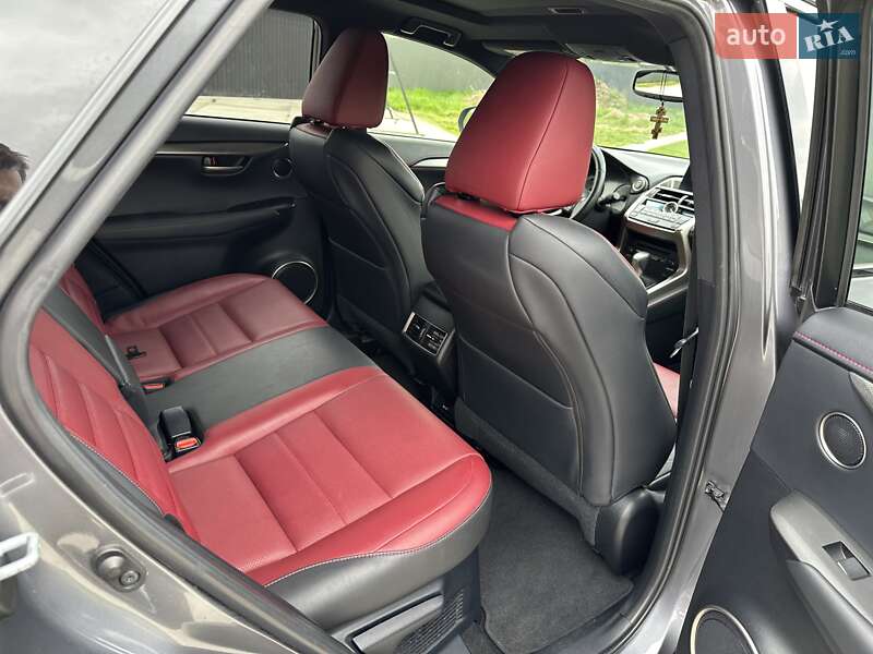 Внедорожник / Кроссовер Lexus NX 2015 в Киеве