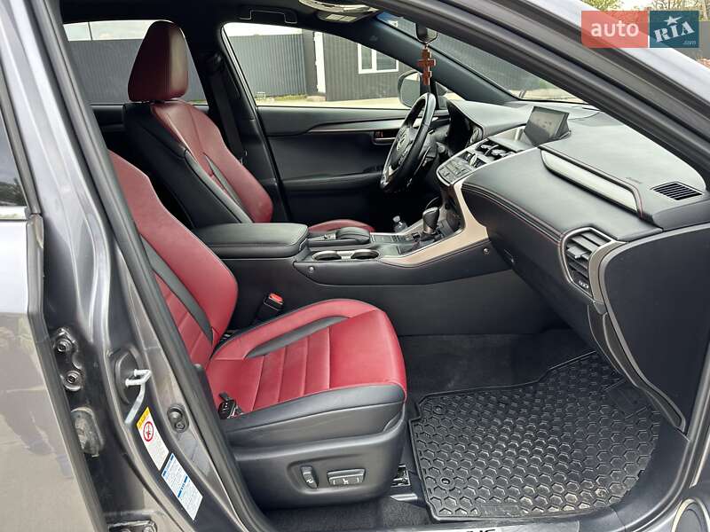 Внедорожник / Кроссовер Lexus NX 2015 в Киеве