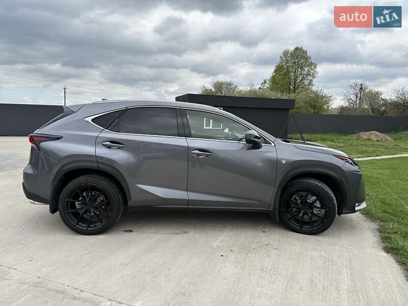 Внедорожник / Кроссовер Lexus NX 2015 в Киеве