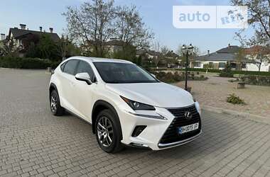 Lexus NX 2019