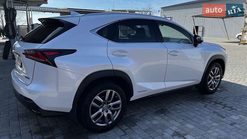 Внедорожник / Кроссовер Lexus NX 2015 в Белой Церкви фото 6 Внедорожник / Кроссовер Lexus NX 2015 в Белой Церкви
