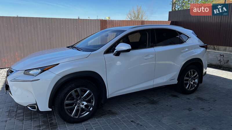 Внедорожник / Кроссовер Lexus NX 2015 в Белой Церкви фото 10 Внедорожник / Кроссовер Lexus NX 2015 в Белой Церкви