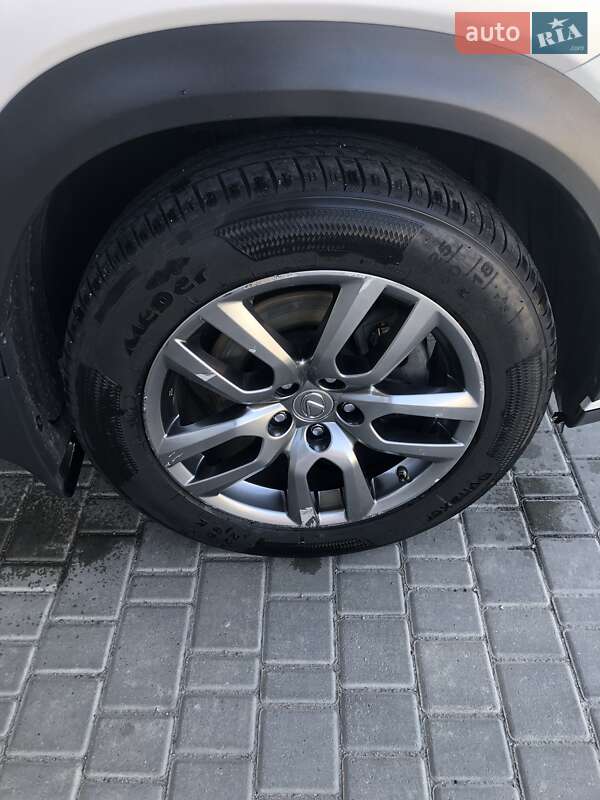 Внедорожник / Кроссовер Lexus NX 2015 в Белой Церкви фото 16 Внедорожник / Кроссовер Lexus NX 2015 в Белой Церкви