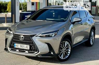 Позашляховик / Кросовер Lexus NX 2022 в Дніпрі