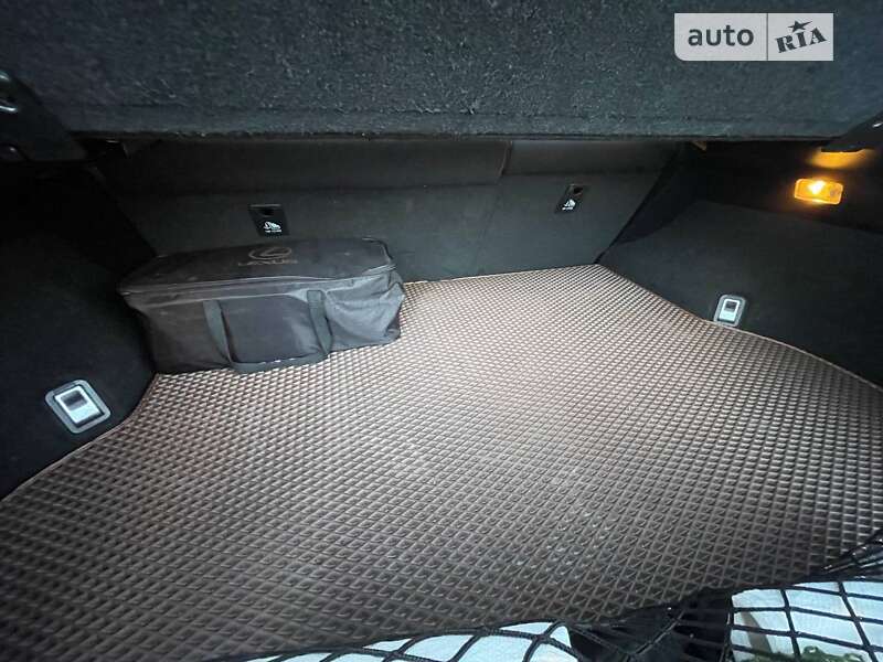 Внедорожник / Кроссовер Lexus NX 2015 в Киеве