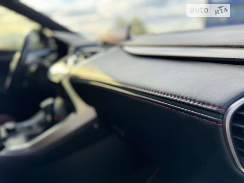 Внедорожник / Кроссовер Lexus NX 2016 в Кременчуге