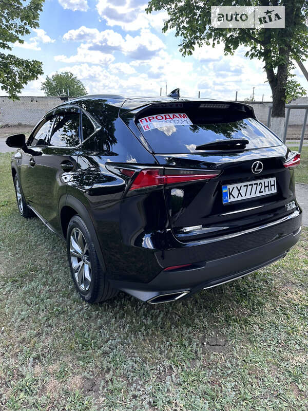 Внедорожник / Кроссовер Lexus NX 2017 в Лозовой