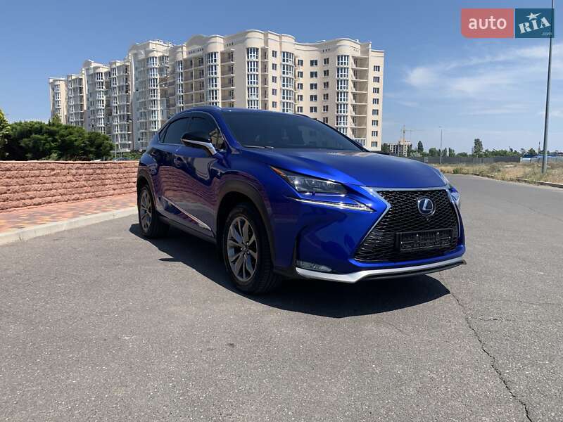Позашляховик / Кросовер Lexus NX 2015 в Миколаєві