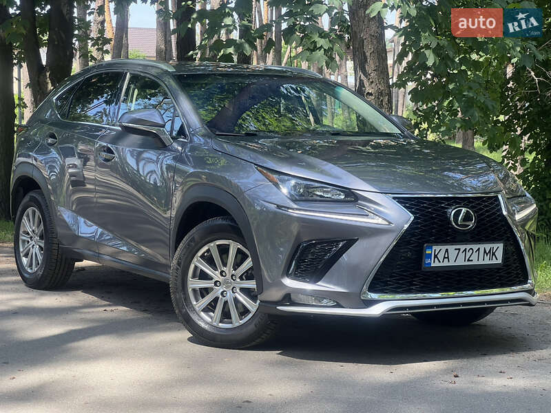 Внедорожник / Кроссовер Lexus NX 2015 в 