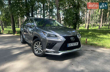 Внедорожник / Кроссовер Lexus NX 2015 в 