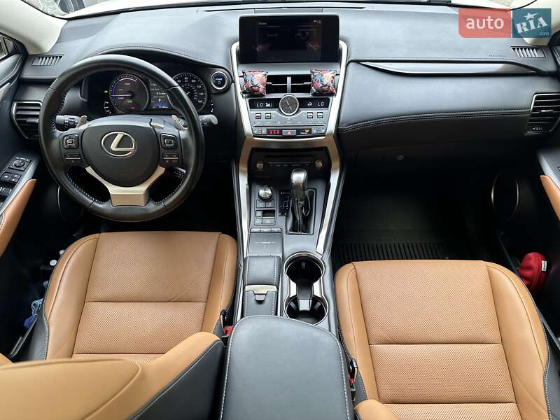 Внедорожник / Кроссовер Lexus NX 2019 в Одессе