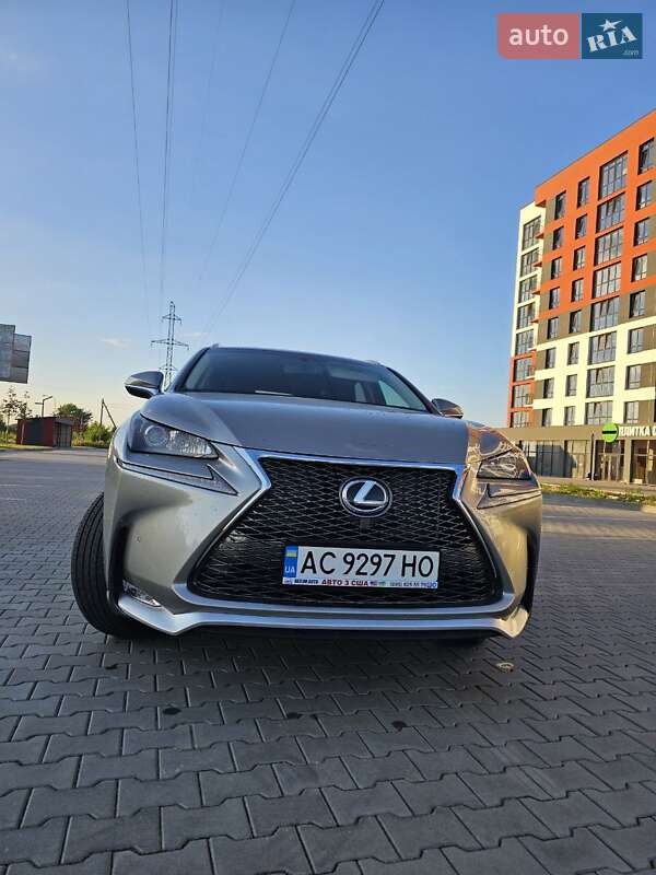 Lexus NX 2016