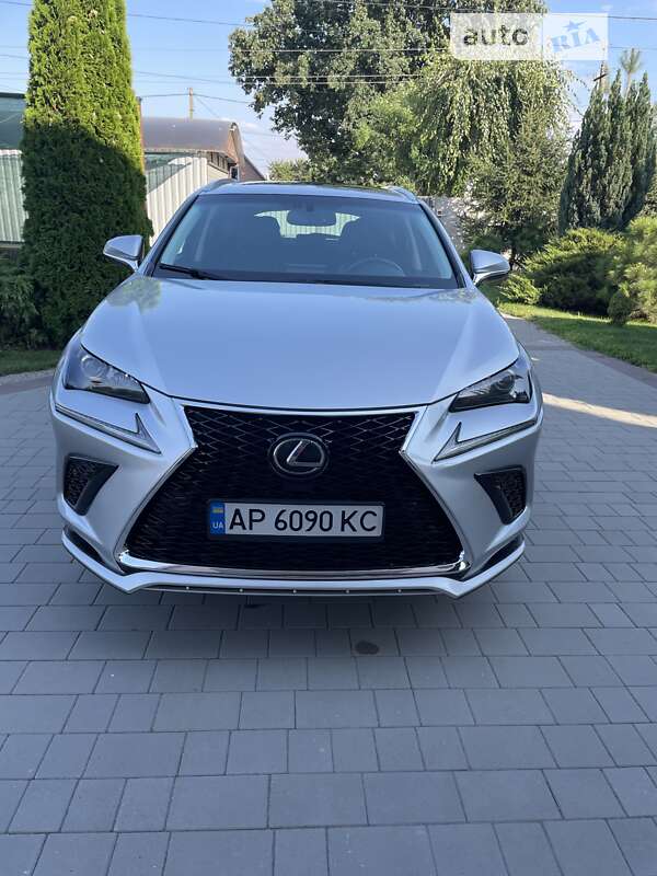 Позашляховик / Кросовер Lexus NX 2016 в Запоріжжі