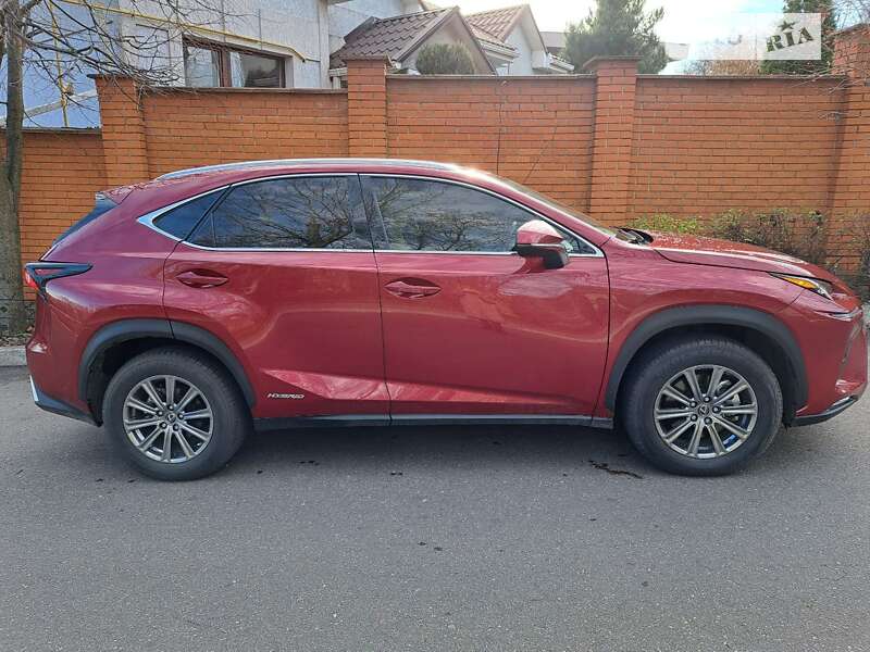 Внедорожник / Кроссовер Lexus NX 2018 в Одессе