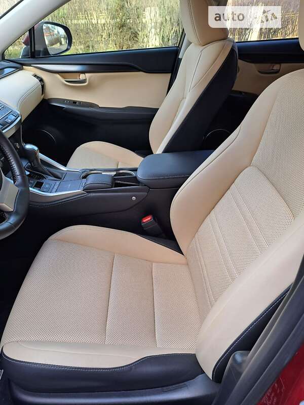 Внедорожник / Кроссовер Lexus NX 2018 в Одессе