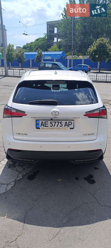Внедорожник / Кроссовер Lexus NX 2015 в Днепре