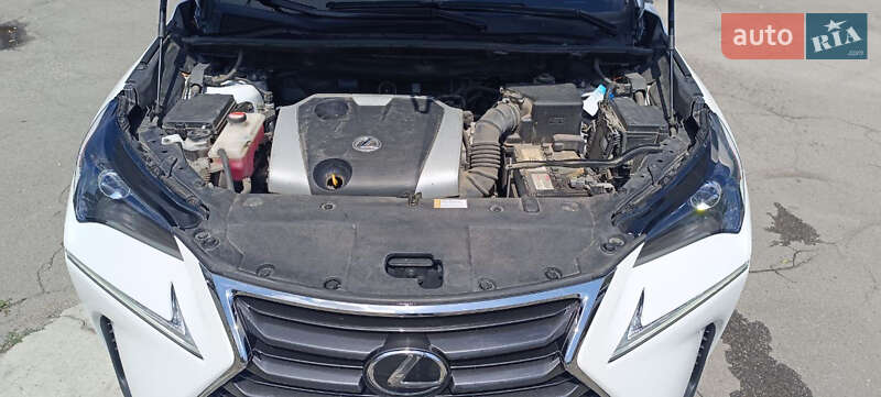 Внедорожник / Кроссовер Lexus NX 2015 в Днепре