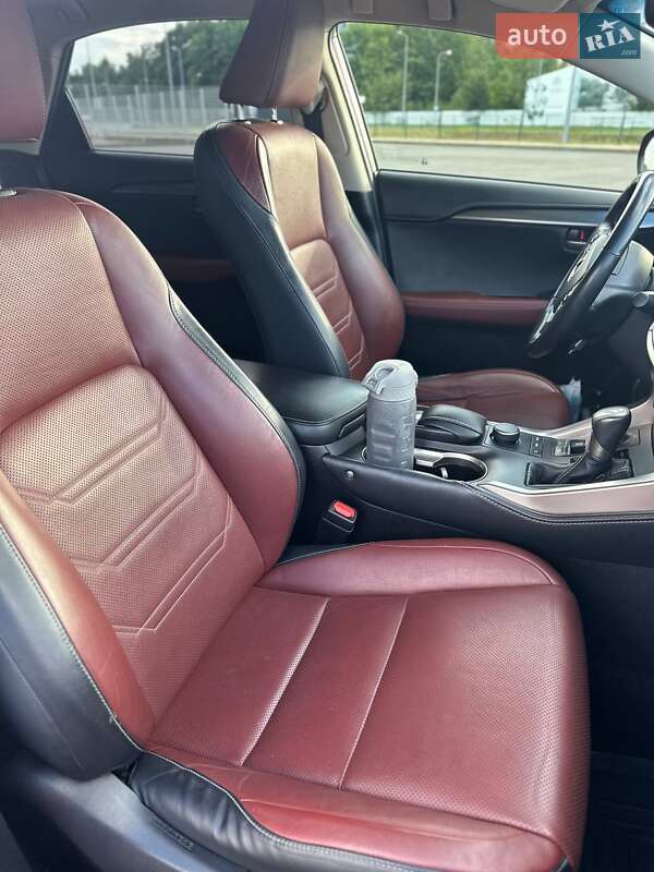 Внедорожник / Кроссовер Lexus NX 2014 в Львове