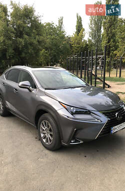 Lexus NX 2019