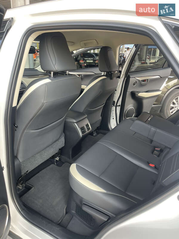 Внедорожник / Кроссовер Lexus NX 2020 в Киеве