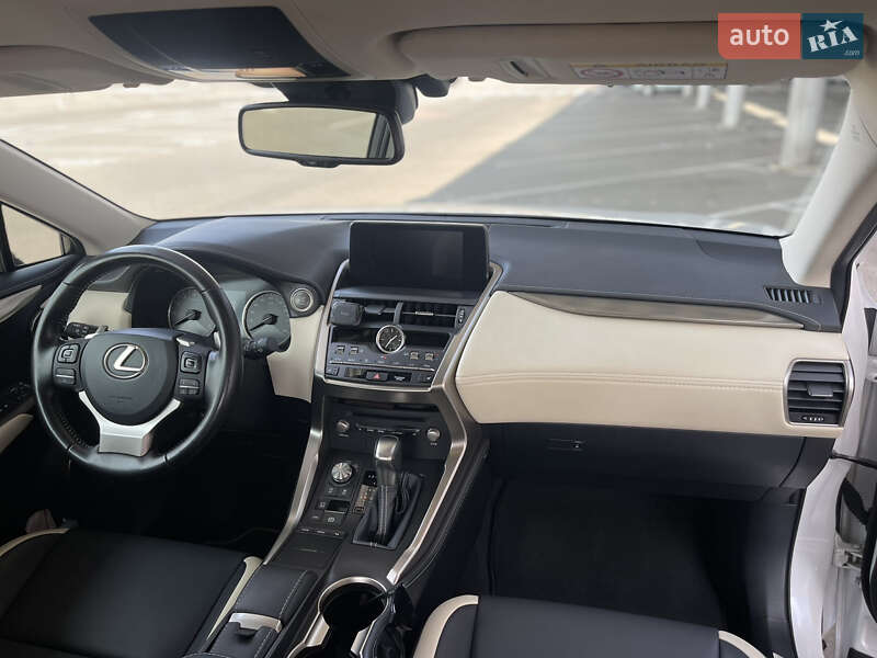 Внедорожник / Кроссовер Lexus NX 2020 в Киеве