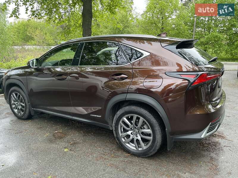 Lexus NX 2018