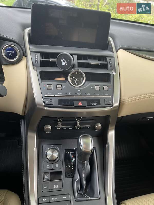 Внедорожник / Кроссовер Lexus NX 2018 в Киеве фото 4 Внедорожник / Кроссовер Lexus NX 2018 в Киеве