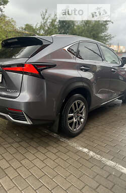 Внедорожник / Кроссовер Lexus NX 2018 в Львове