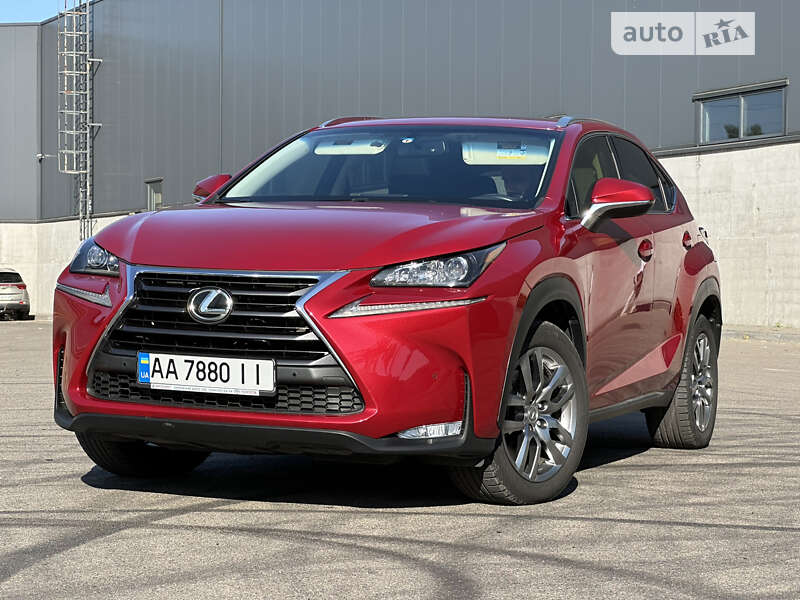 Позашляховик / Кросовер Lexus NX 2016 в Києві