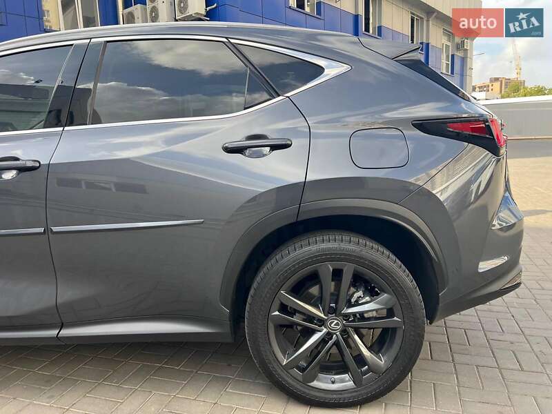 Внедорожник / Кроссовер Lexus NX 2022 в Одессе