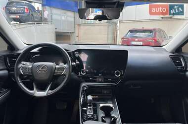 Внедорожник / Кроссовер Lexus NX 2022 в 