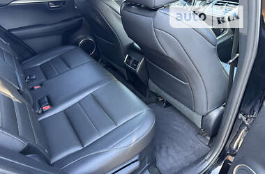 Внедорожник / Кроссовер Lexus NX 2017 в 