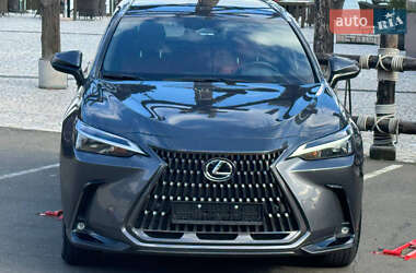 Lexus NX 2022