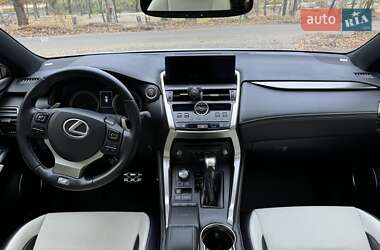 Внедорожник / Кроссовер Lexus NX 2019 в 