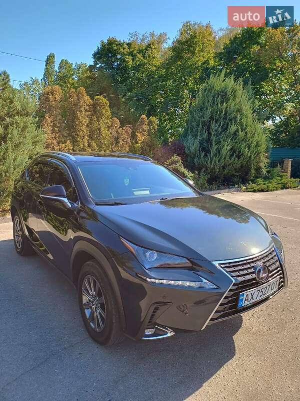 Внедорожник / Кроссовер Lexus NX 2019 в Харькове