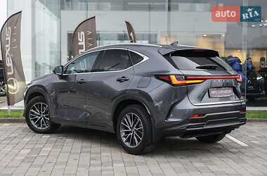 Позашляховик / Кросовер Lexus NX 2022 в Львові