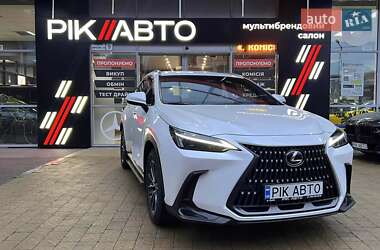 Lexus NX 2023
