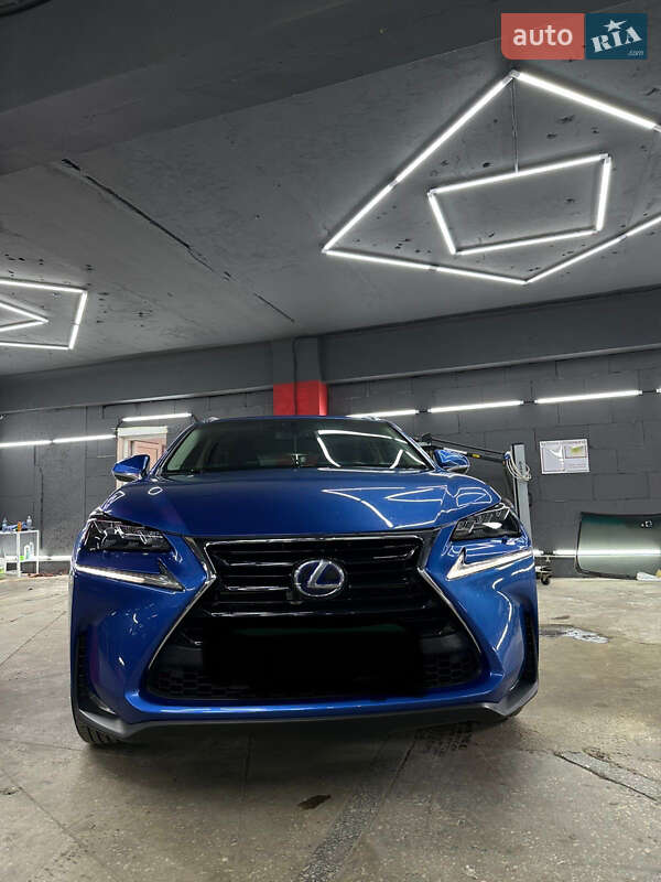 Lexus NX 2016