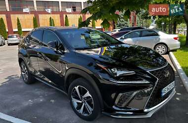 Внедорожник / Кроссовер Lexus NX 2017 в Днепре