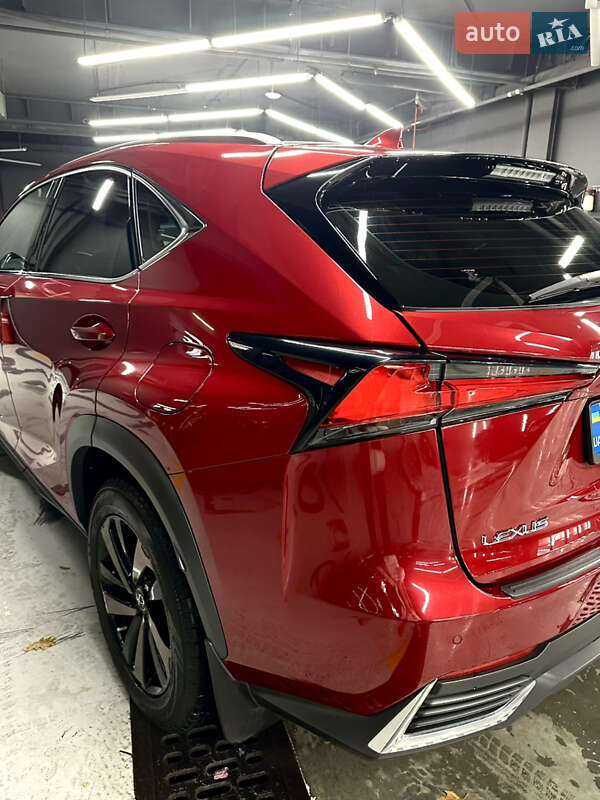 Позашляховик / Кросовер Lexus NX 2020 в Дніпрі
