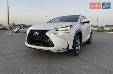 Позашляховик / Кросовер Lexus NX 2015 в Львові