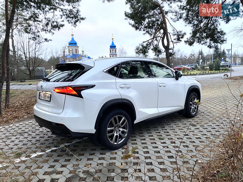 Внедорожник / Кроссовер Lexus NX 2015 в Киеве