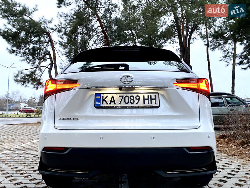 Внедорожник / Кроссовер Lexus NX 2015 в Киеве