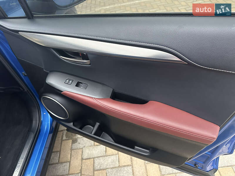 Позашляховик / Кросовер Lexus NX 2016 в Одесі