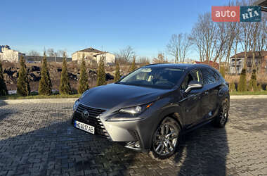 Lexus NX 2019