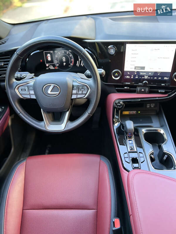 Внедорожник / Кроссовер Lexus NX 2022 в Киеве