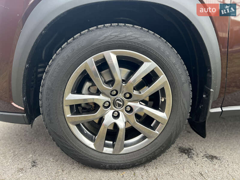 Позашляховик / Кросовер Lexus NX 2019 в Стрию
